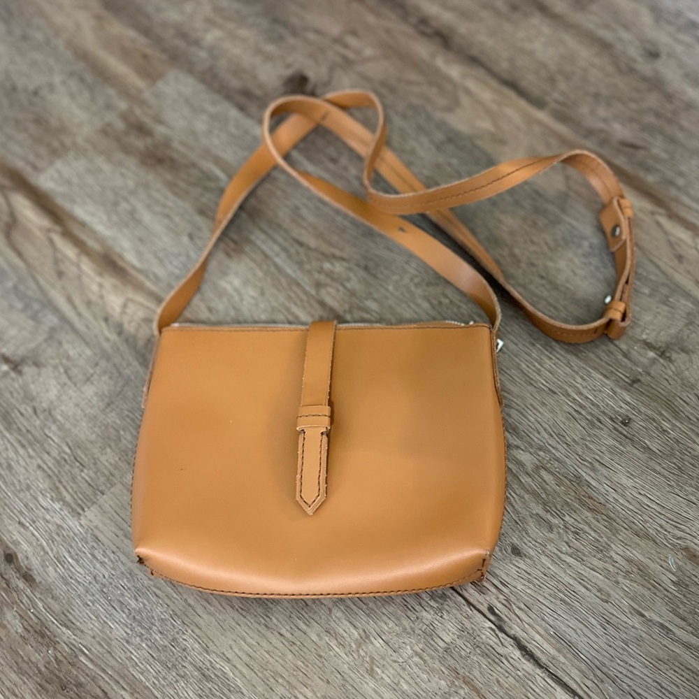 J. Crew Parker Smooth Tan Leather Crossbody Bag Adjustable Strap Purse silver